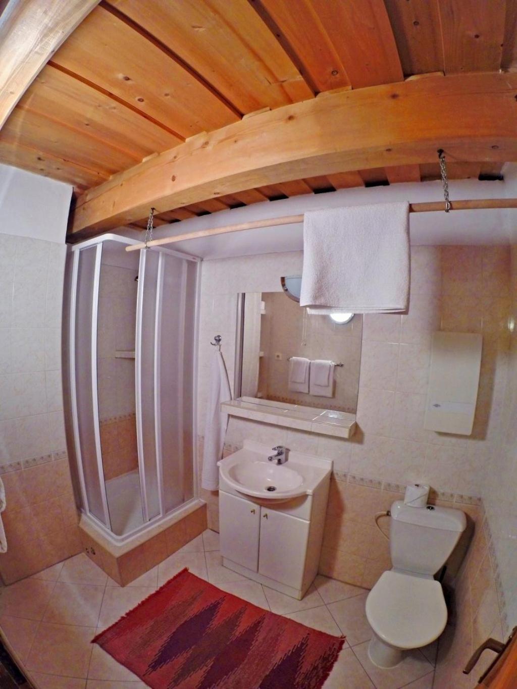 多塞克斯特兰尼山间小屋 Mýto pod Ďumbierom 外观 照片